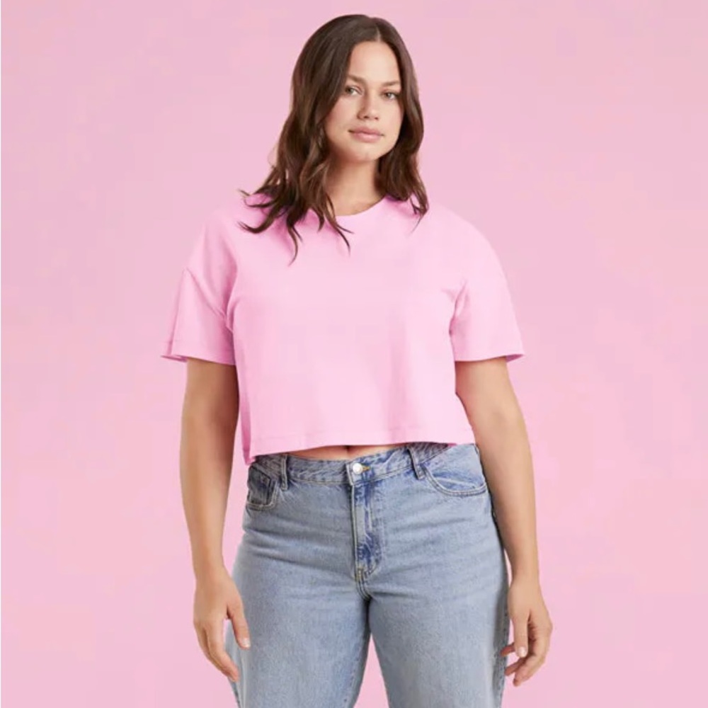 NUUDS CROP TEE BUBBLEGUM PINK
